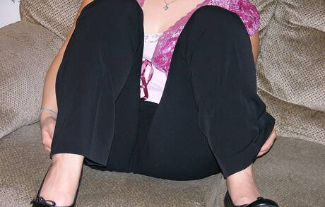 True Amateur Models offers a xxx picture gallery with Selina has a nice body