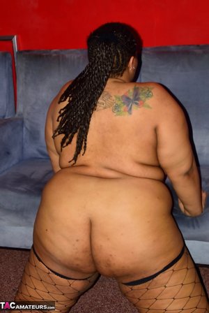 TAC Amateurs are excited to present you with a photo gallery showcasing Curvybunny B xxx gallery 270625