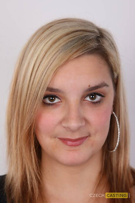 Czech Casting  xxx pics collection featuring Zuzana demonstrating well-done form